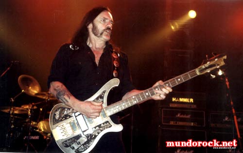 Por Gisele Santos (mundorock.net)